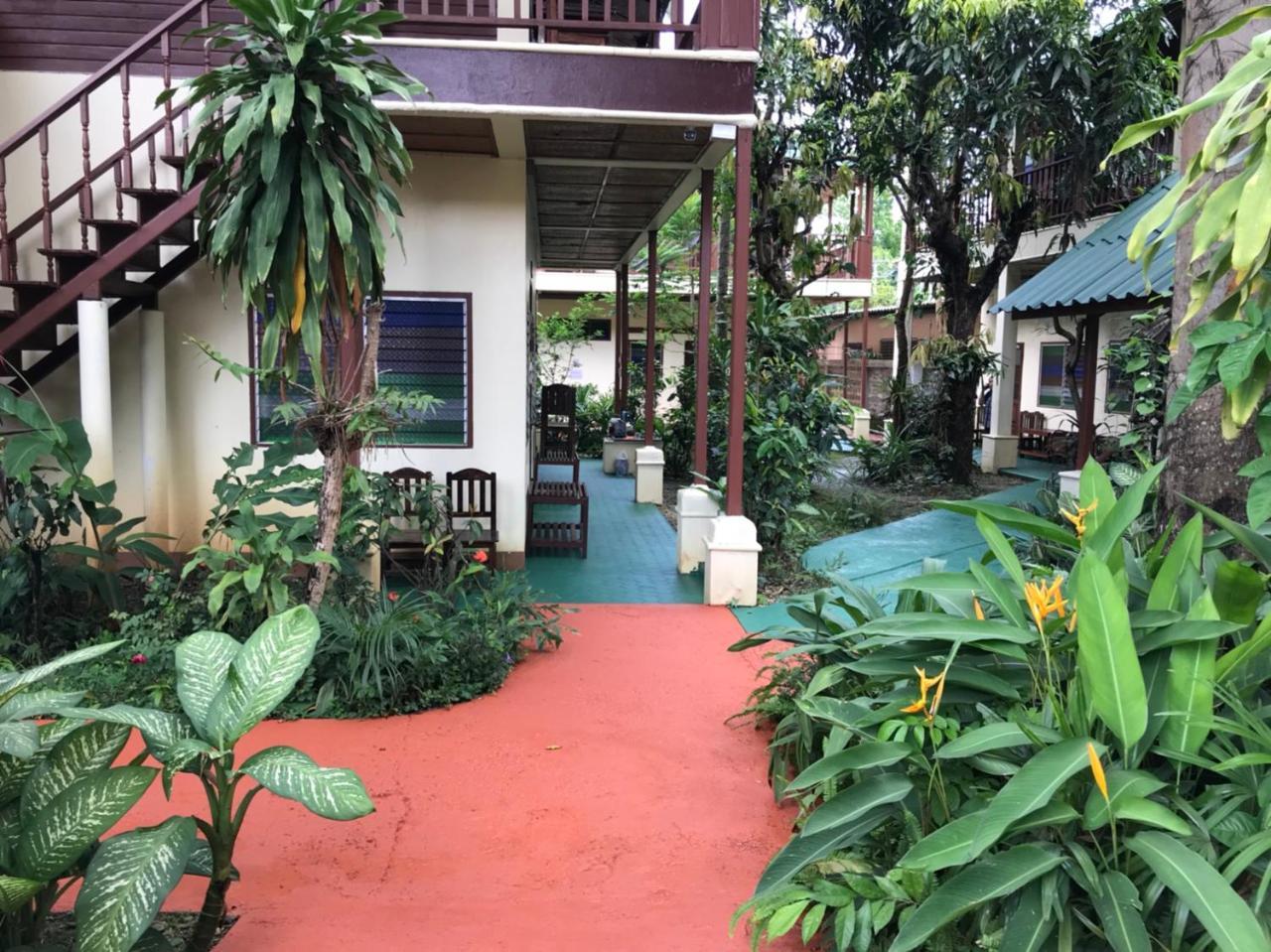 Golden Triangle Palace Chiang Rai Exterior foto
