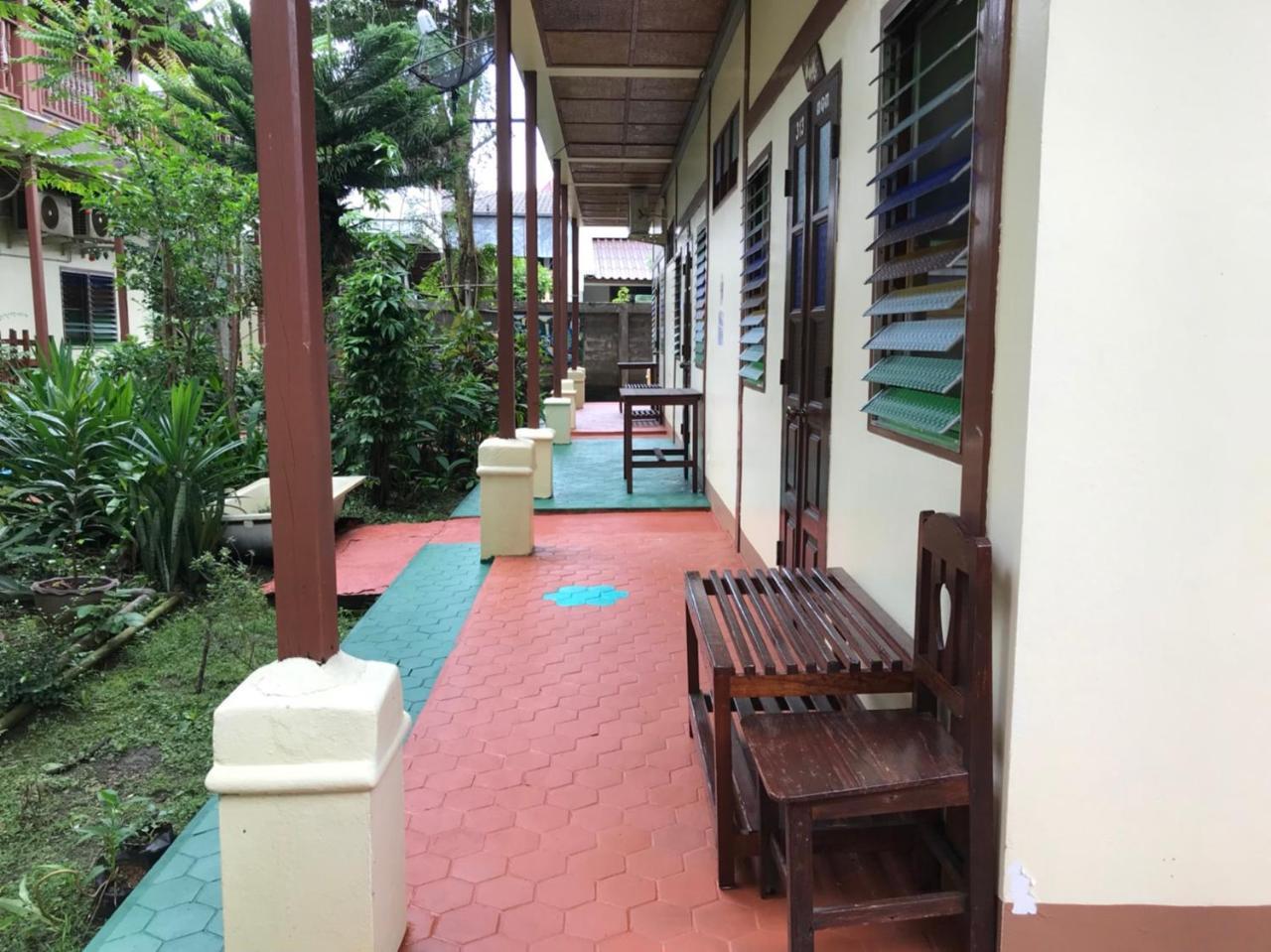Golden Triangle Palace Chiang Rai Exterior foto